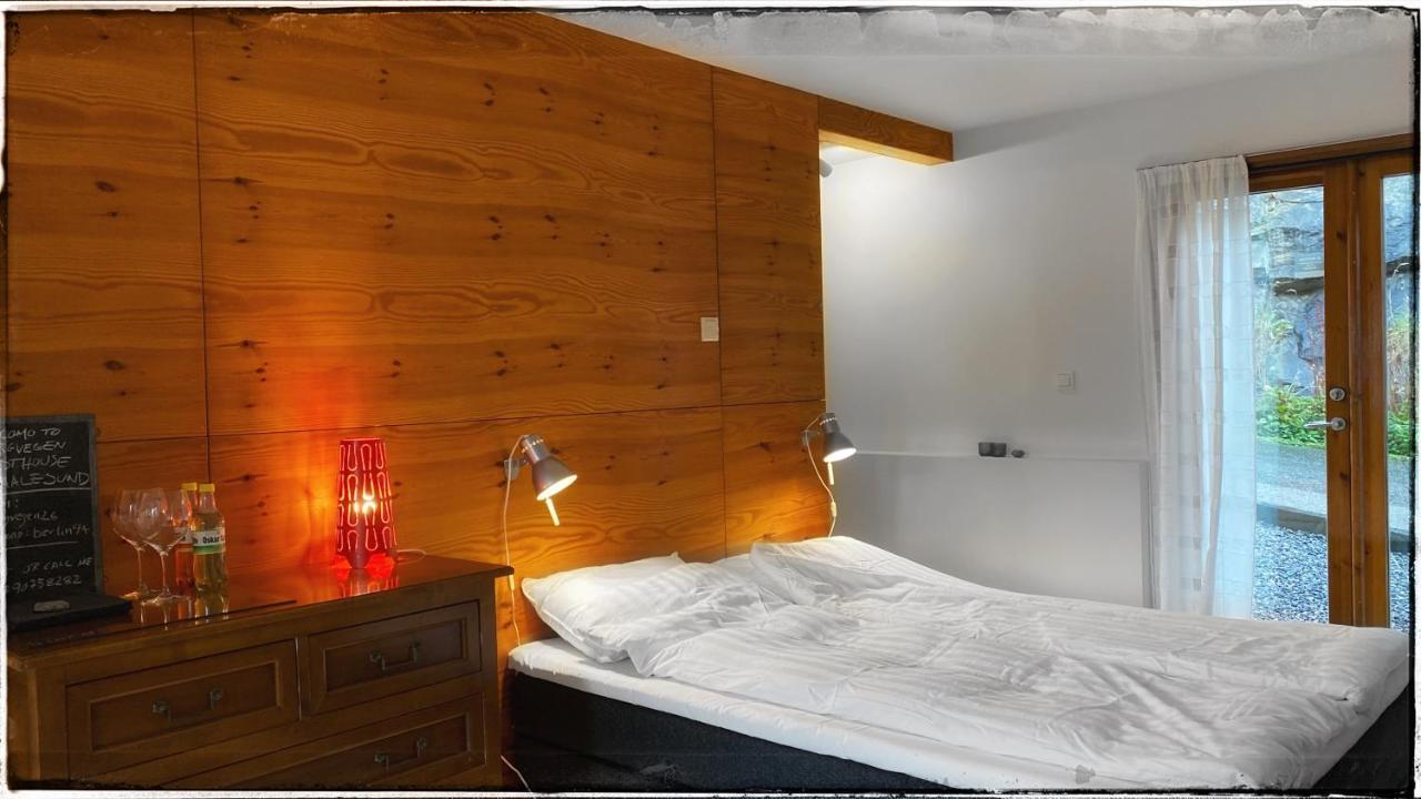 Bergvegen Guesthouse A올레순 외부 사진